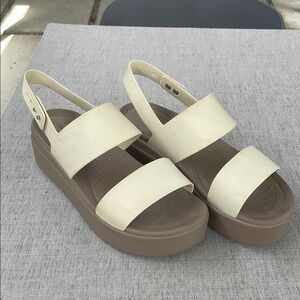 CROCS Cream and Brown Sandals with Minimalist Design